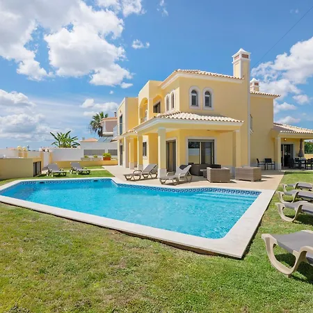Villa Lote 07 *