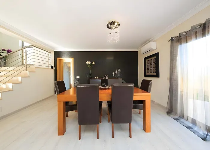 Lote 07 Willa Guia (Faro)